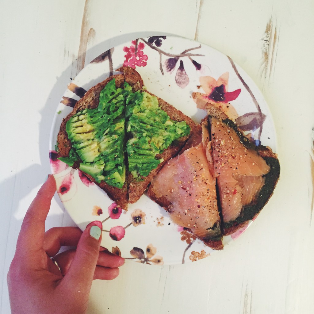 Half Avocade Toast Half Pesto & Smoked Salmon Toast