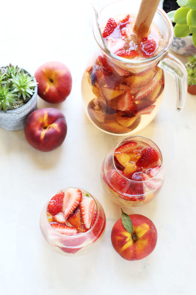 Strawberry Peach White Wine Sangria
